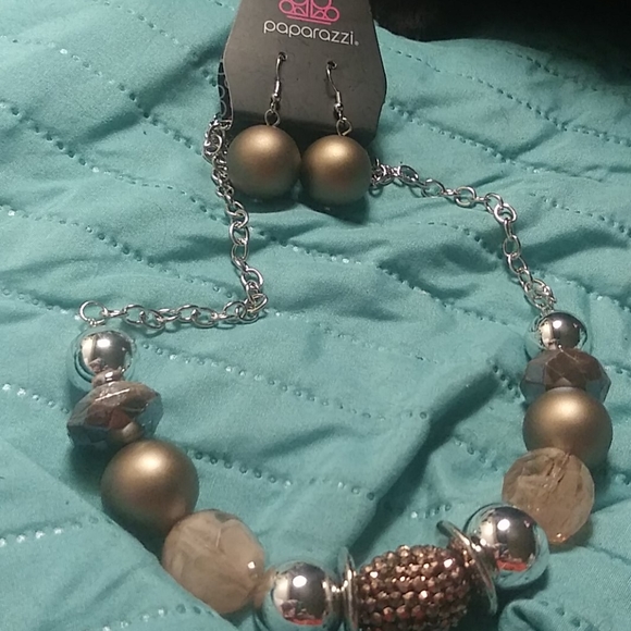 Necklace - Picture 15 of 16